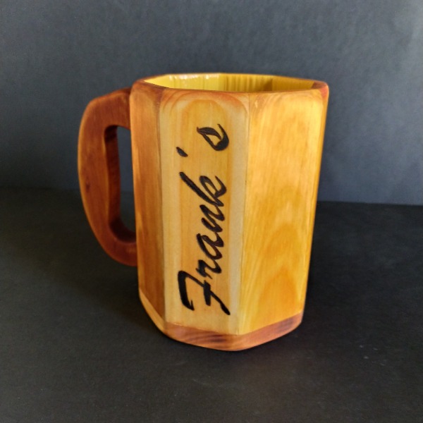 jarra personalizada de madera reciclada de palet